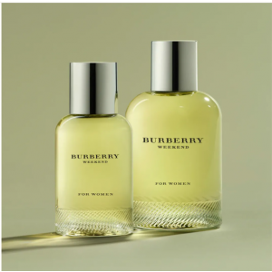 Burberry Weekend Women Eau De Parfum Spray 50ml ΣΕΤ ΔΩΡΟΥ