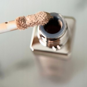 Claresa Natural Skin Serum Concealer - Light Cool 1C (7ml) MAKEUP