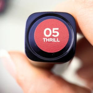 Claresa Satin Lipstick 05 Thrill (4g) MAKEUP