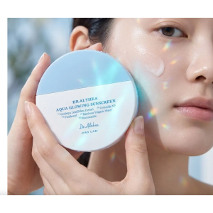 Dr. Althea Aqua Glowing Sunscreen SPF50+ PA++++ 45ml SKINCARE