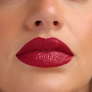 Sunkissed Soft Focus Contouring Lip Blur Pencil Cranberry Crush Shade (0.8g) MAKEUP