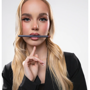 Claresa Creamy Lip Liner - 01 Finesse MAKEUP