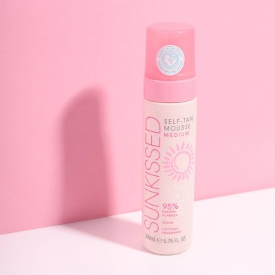 Sunkissed Self Tan Mousse 95% Natural Ingredients Medium 200ml